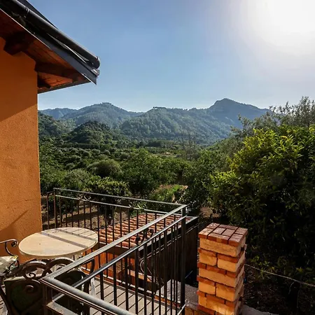 Gasthof La Porta Delle Gole Motta Camastra
