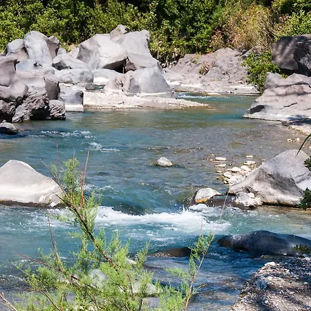 La Porta Delle Gole Affittacamere 3*